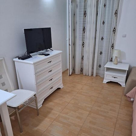 Apartmani P&M 티바트 외부 사진